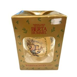 New Vintage Berta Hummel Weihnachten 1997 Tree Trimming Time Ornament